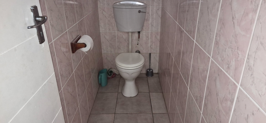 To Let 2 Bedroom Property for Rent in Belthorn Estate Western Cape